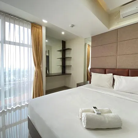 Comfy 3Br At Grand Asia Afrika Bandung Apartment By Travelio